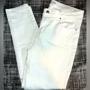 Truth & Theory Size 12 white Cotton stretch pants.